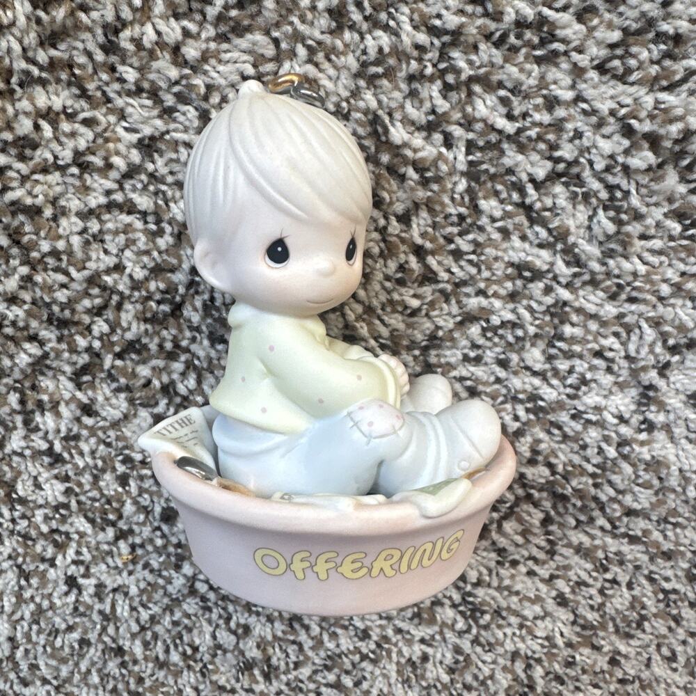 Precious Moments “Only One Life To Offer” Figurine 1997 - 325309